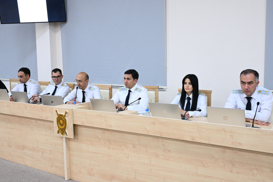 Ermənistan silahlı qüvvələrinin 2016-cı ilin aprelində və 2020-ci ilin iyulunda Azərbaycan ərazilərində mülki şəxslərə qarşı törətdiyi cinayətlərlə bağlı sənədlər tədqiq edilib (FOTO)