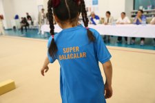 Uşaqlar üçün “İdman gimnastikadan başlayır" estafet yarışları keçirilib (FOTO)