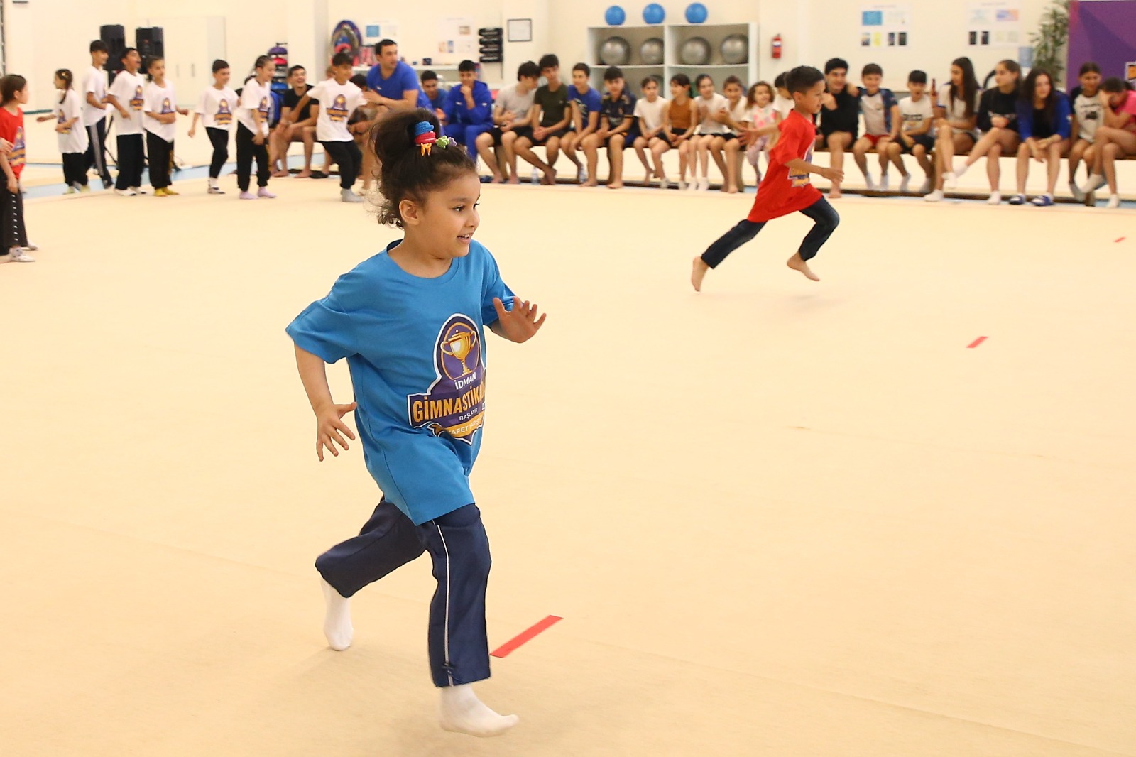Uşaqlar üçün “İdman gimnastikadan başlayır" estafet yarışları keçirilib (FOTO)