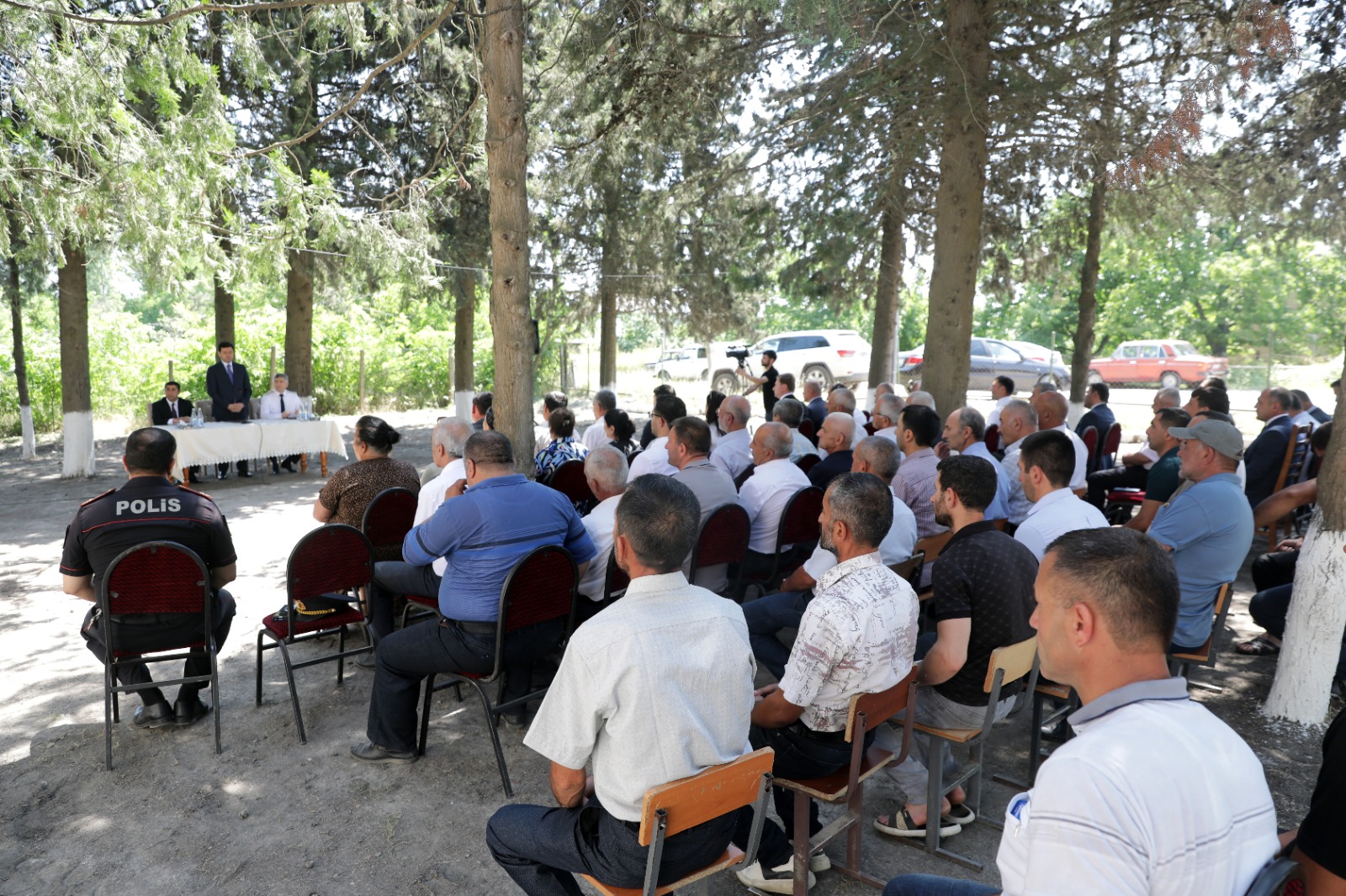 Xaçmazın Pirquluoba kəndində sakinlərin müraciət və təklifləri dinlənilib (FOTO)